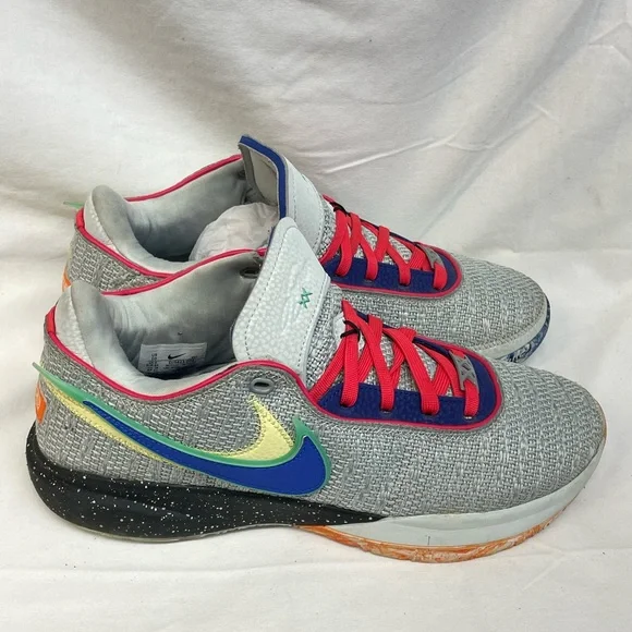 Nike LeBron 20 lifer multicolored Sneakers with Red and Blue Accents men sz 10